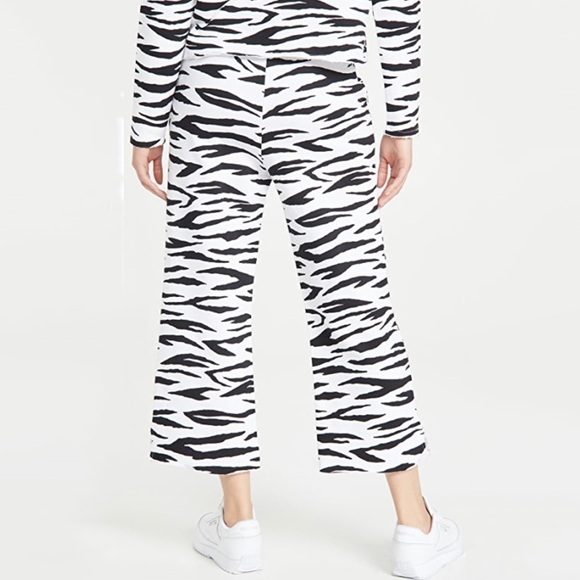 NWT 525 America Zebra Cropped High Waist Lounge Pants While/Black - Picture 3 of 9